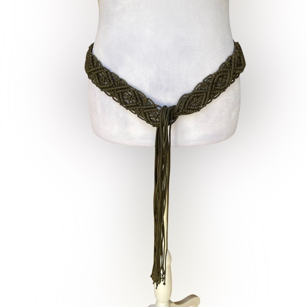 Vintage Macrame Belt Color Olive Green